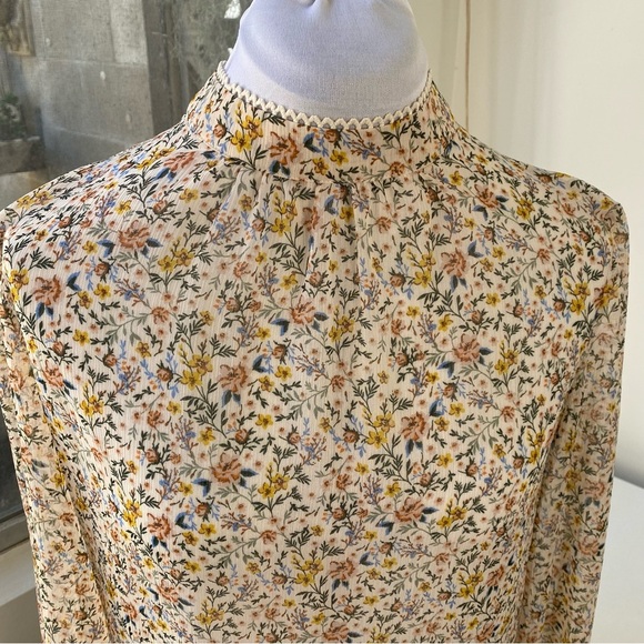 French Connection Victorian Meadow High-Neck Floral Blouse, US 2 / XXS - Picture 3 of 8